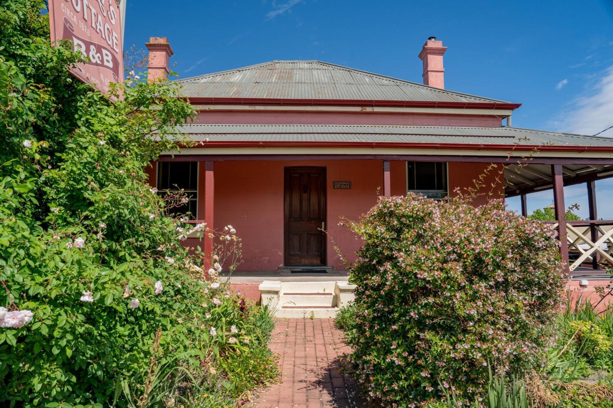 The Henry Parkes Tenterfield Exterior foto